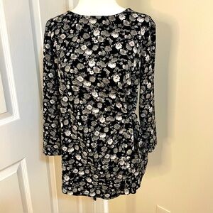 Elle Navy White Floral Long Sleeve Side Tie Pullover Tunic Top Women’s Size S